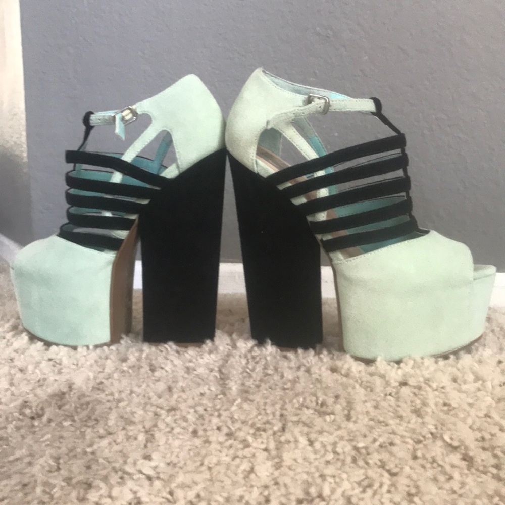 Dolce Vita Mint High Rise Platforms